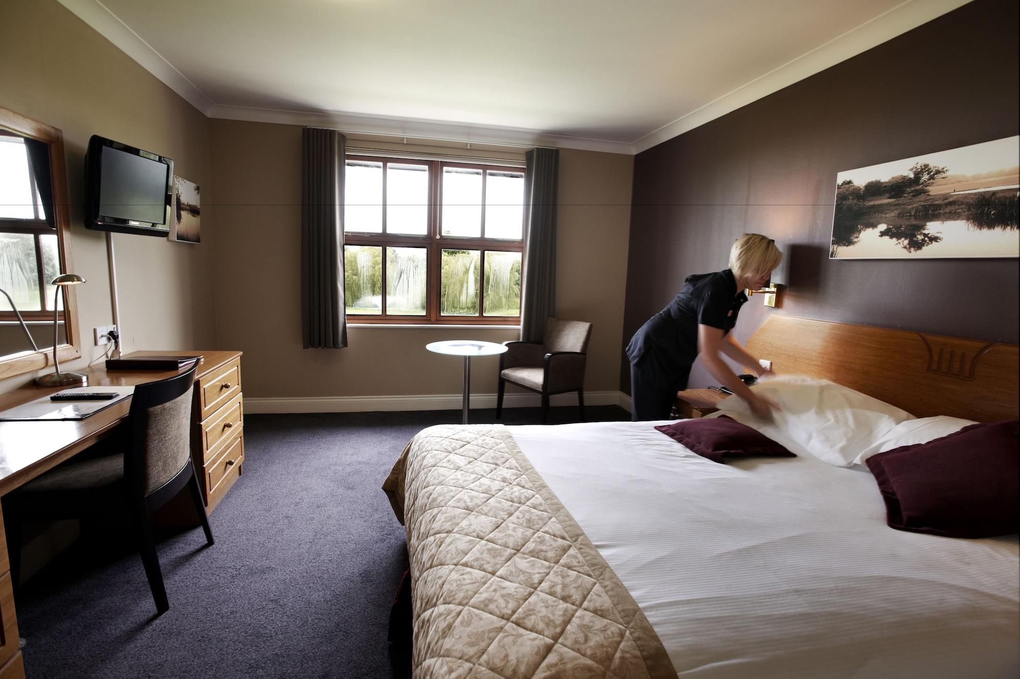 The Essex Golf & Country Club Hotel Coggeshall Exterior foto